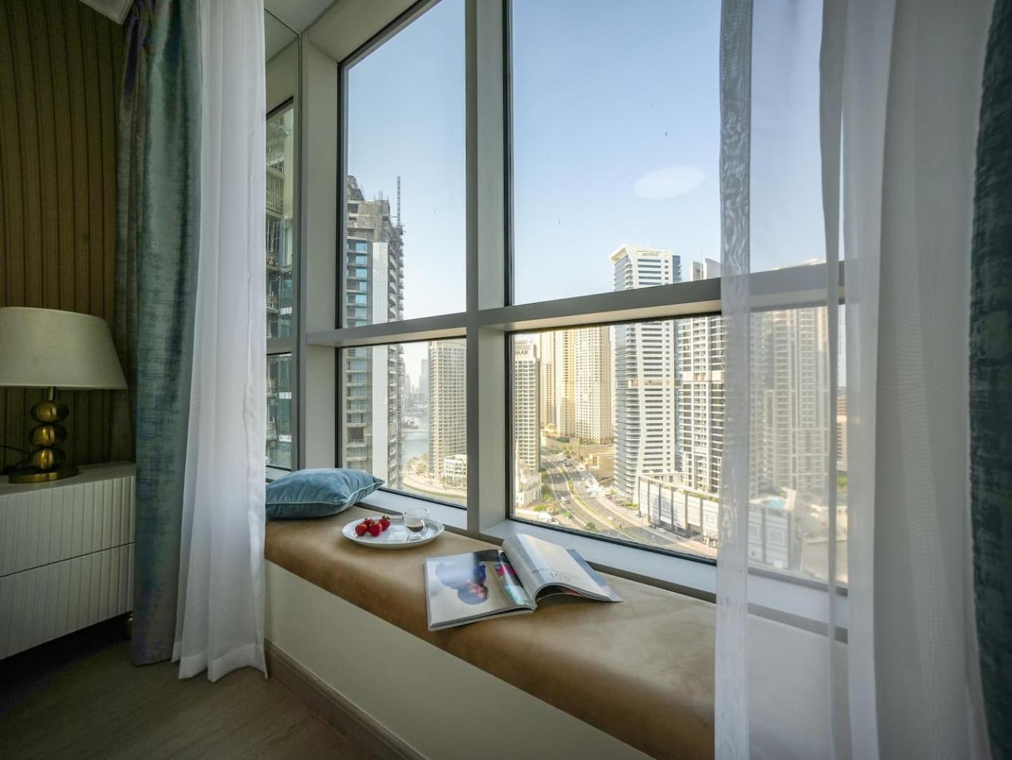 Deluxe 3 Bedroom With Marina & Sea View Dubai Bagian luar foto